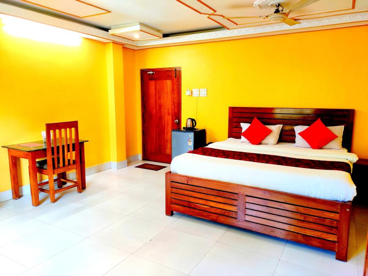 Karimganj Hotel Nakshatra מראה חיצוני תמונה