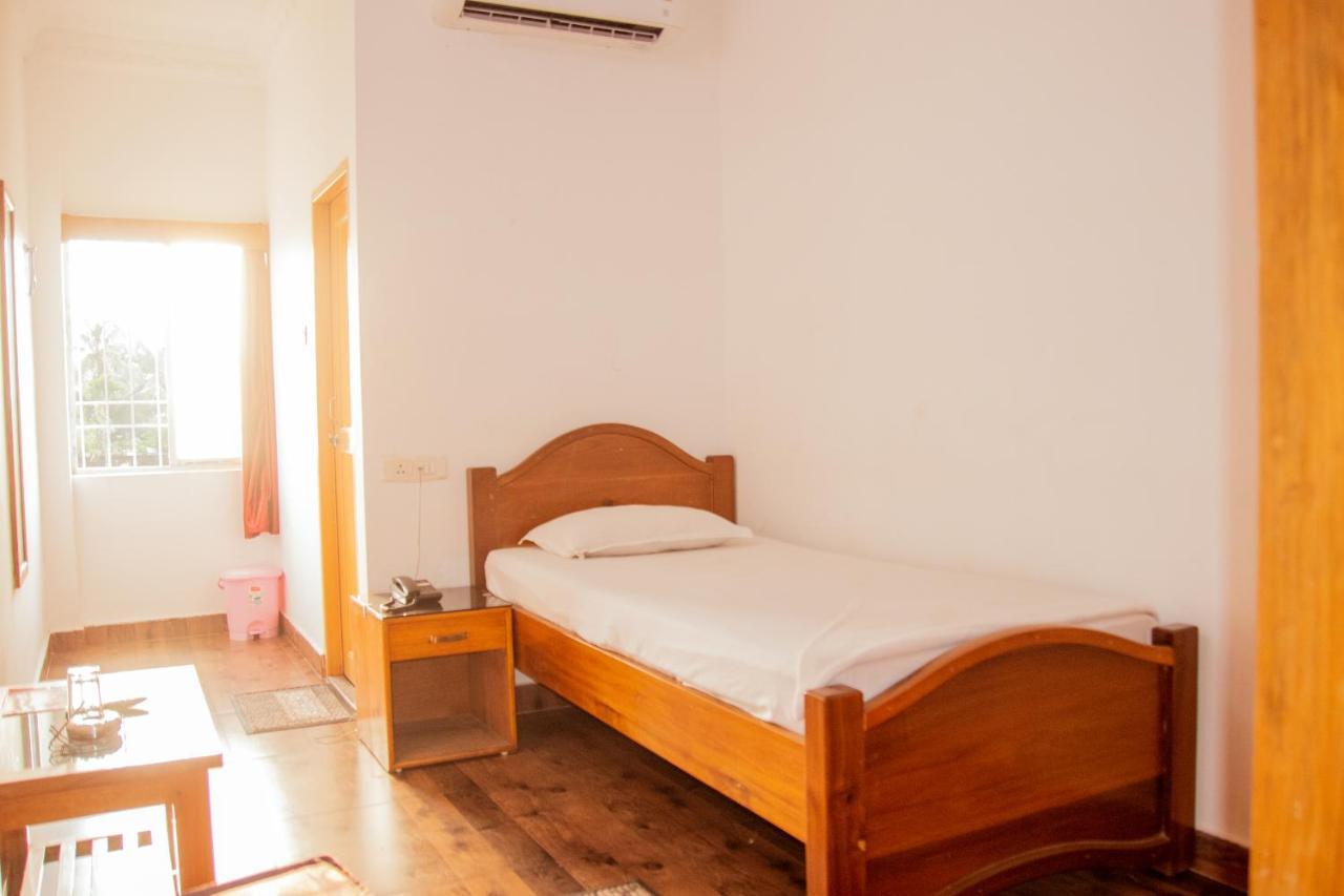 Karimganj Hotel Nakshatra מראה חיצוני תמונה