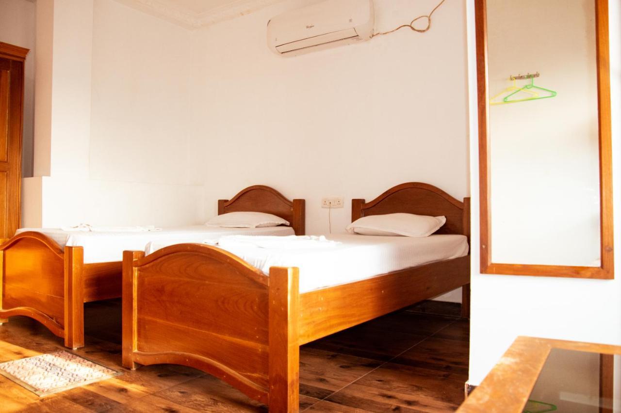 Karimganj Hotel Nakshatra מראה חיצוני תמונה